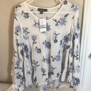 Women’s tops